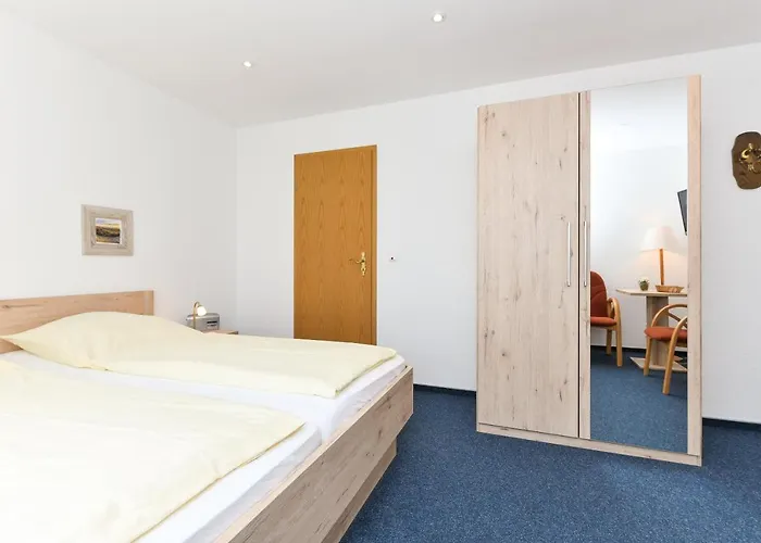 Hotel-pension Marlies * ノイハルリンガージール